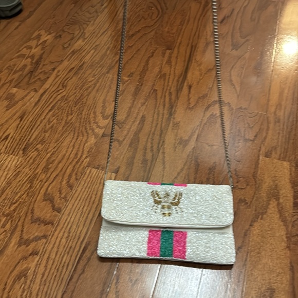 Beautiful Bee bag! - Picture 6 of 6